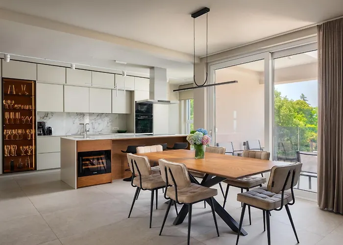 Apartment Maneo Lux