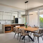 Apartment Maneo Lux
