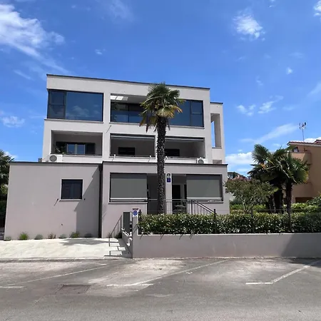 Apartment Maneo Lux Porec