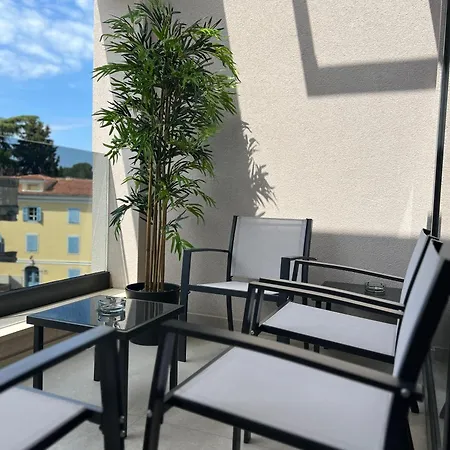 Maneo Lux Apartment *