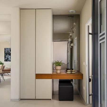 Maneo Lux Apartamento